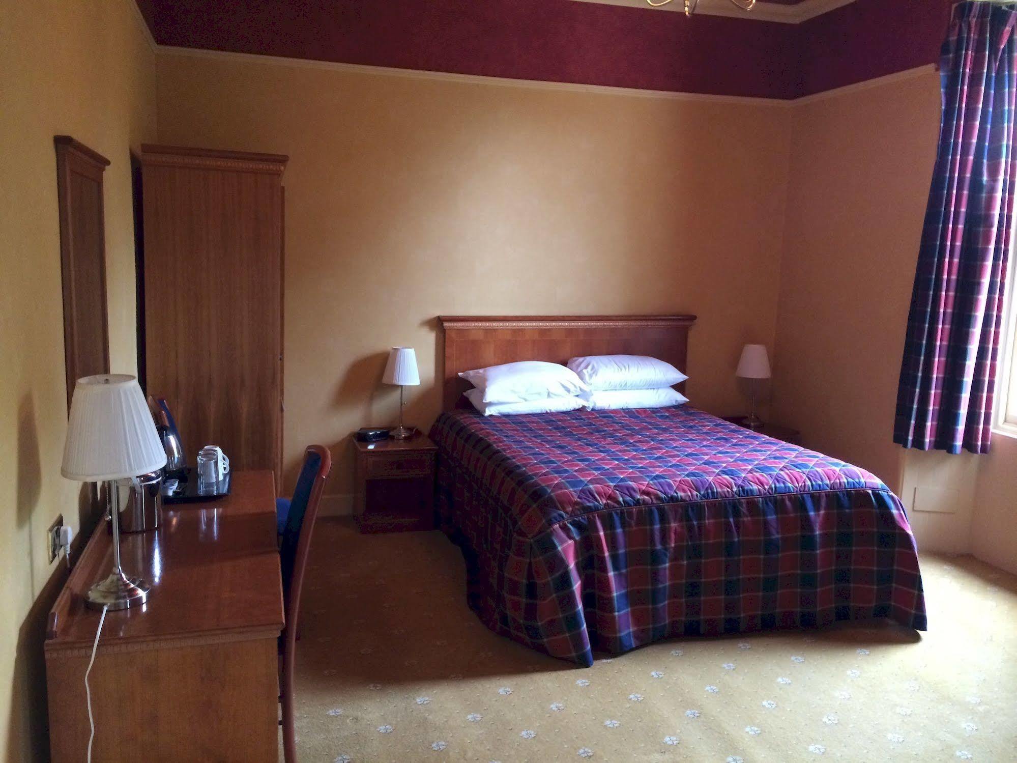 Taychreggan Hotel Dundee Eksteriør bilde